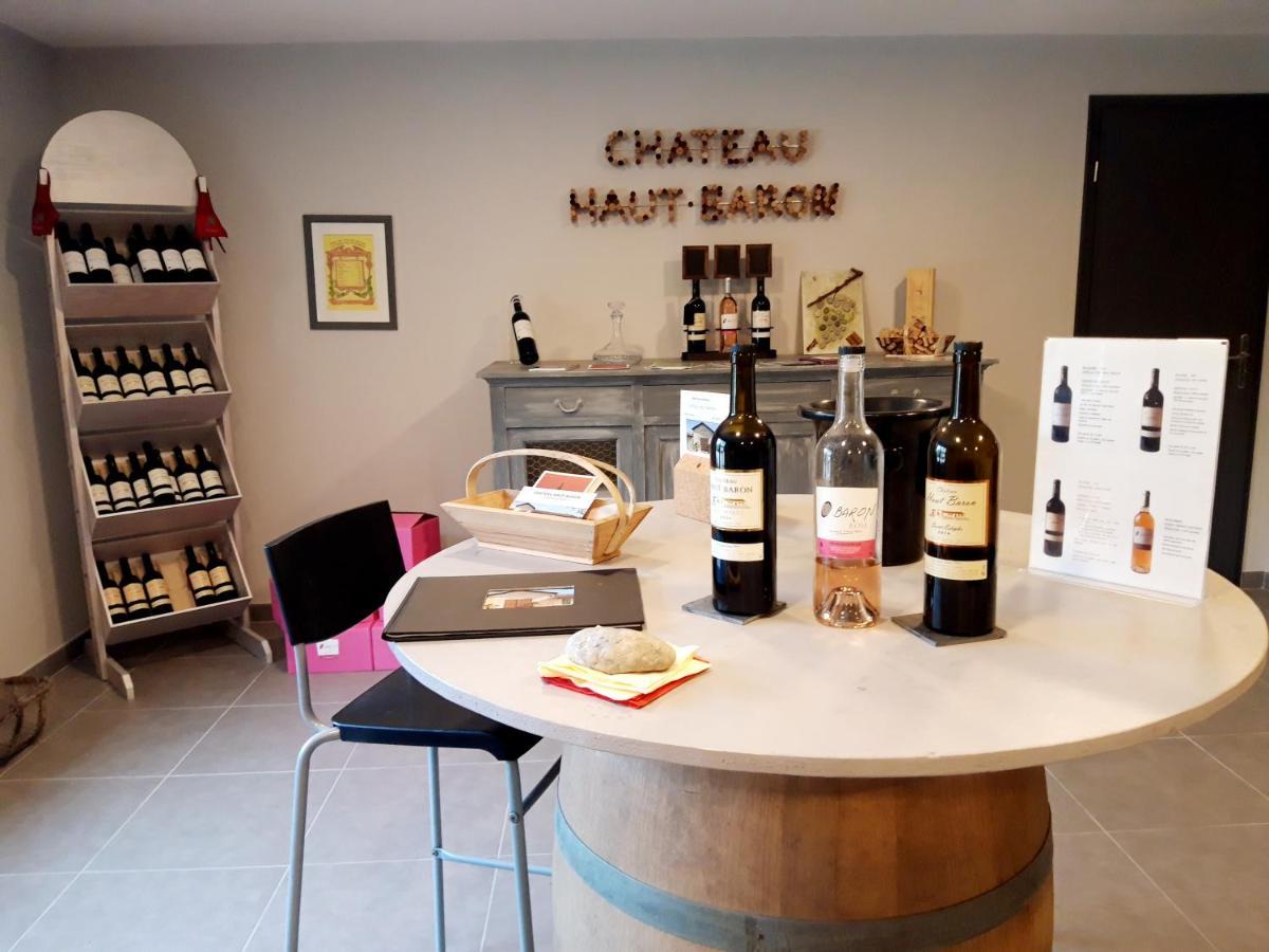 Chateau Haut Baron Hotel Saint-Estèphe Екстериор снимка