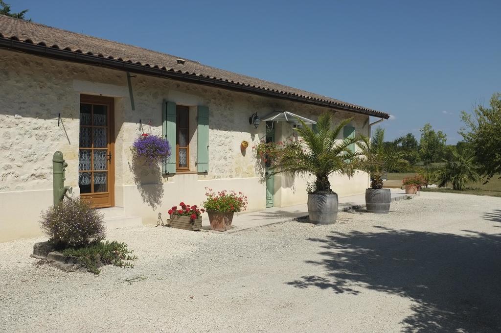 Chateau Haut Baron Hotel Saint-Estèphe Екстериор снимка
